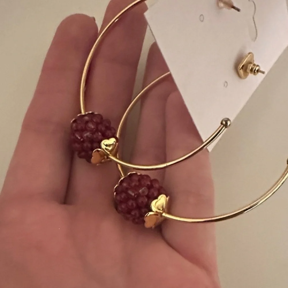 Kate Spade VERRY BERRY BEADED HOOP EARRINGS IN BURGUNDY